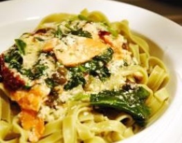 recepten_vandaag_pasta_met_gerookte_zalm_en_spinazie