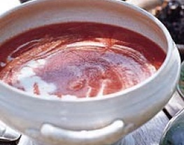 gazpacho-koude-tomatensoepmet-kruidenolie-en-aardappelcreme