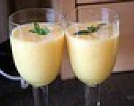 2 abrikozen ananas smoothie