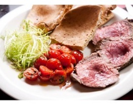 recepten_vandaag_picanha_met_kerstomaaatjes_en_zilveruitjes