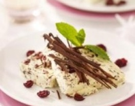 receptenvandaag cranberryparfait met chocolade