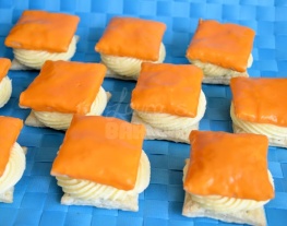 mini-oranje-tompouce-recepten-vandaag