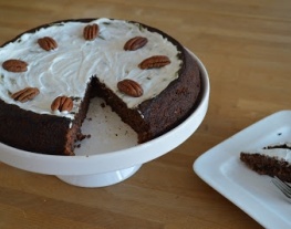 receptenvandaag chocoladecake met noten en dadels