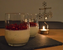 receptenvandaag panna cotta met karnemelk limoen en granaatappel
