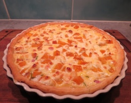 receptenvandaag Quiche met pompoen, gerookte spek, geitenkaas en rozemarijn