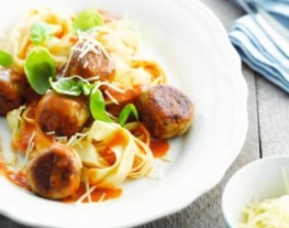 receptenvandaag Tonijnballetjes in tomatensaus