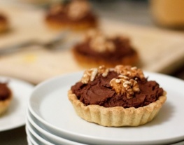 recepten-vandaag-chocoladetaartje-met-walnotenkaramel