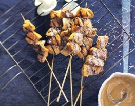 7 kipsatÃ© met pindasaus