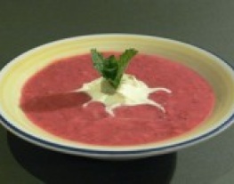 8 aardbeiensoep met basilicum 