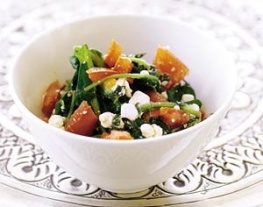 14 gestoofde spinazie met verse kaas (saag paneer)