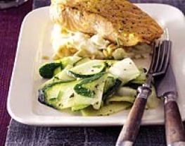11 gestoofde zalm met courgettesalade
