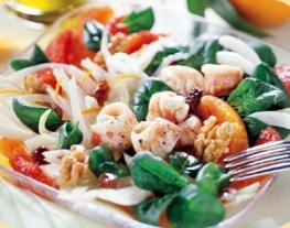 11 vissalade met venkel, sinaasappel en spinazie